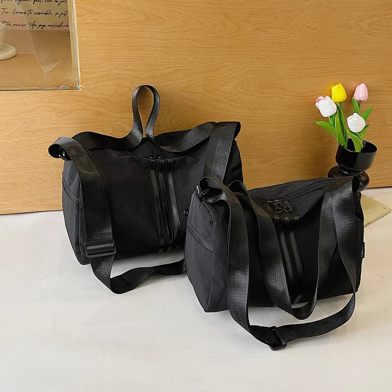 Duffel Bag Lightweight Multi-Compartment Adjustable Shoulder Strap