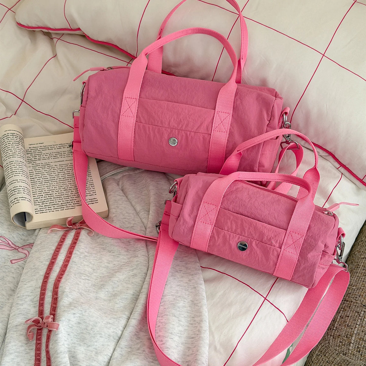 Duffel Bag Lightweight Spacious Adjustable Shoulder Strap