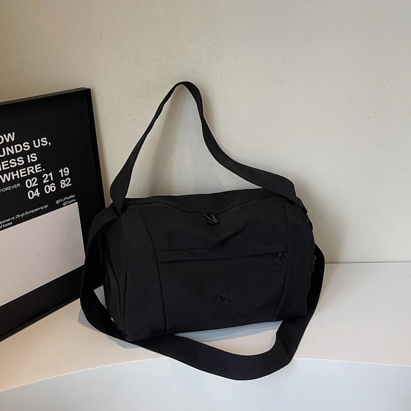 Duffel Bag Lightweight Spacious Multiple Pockets & Adjustable Strap