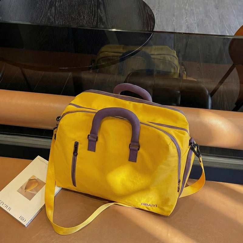 Duffel Bag Lightweight Water-Resistant Multiple Pockets