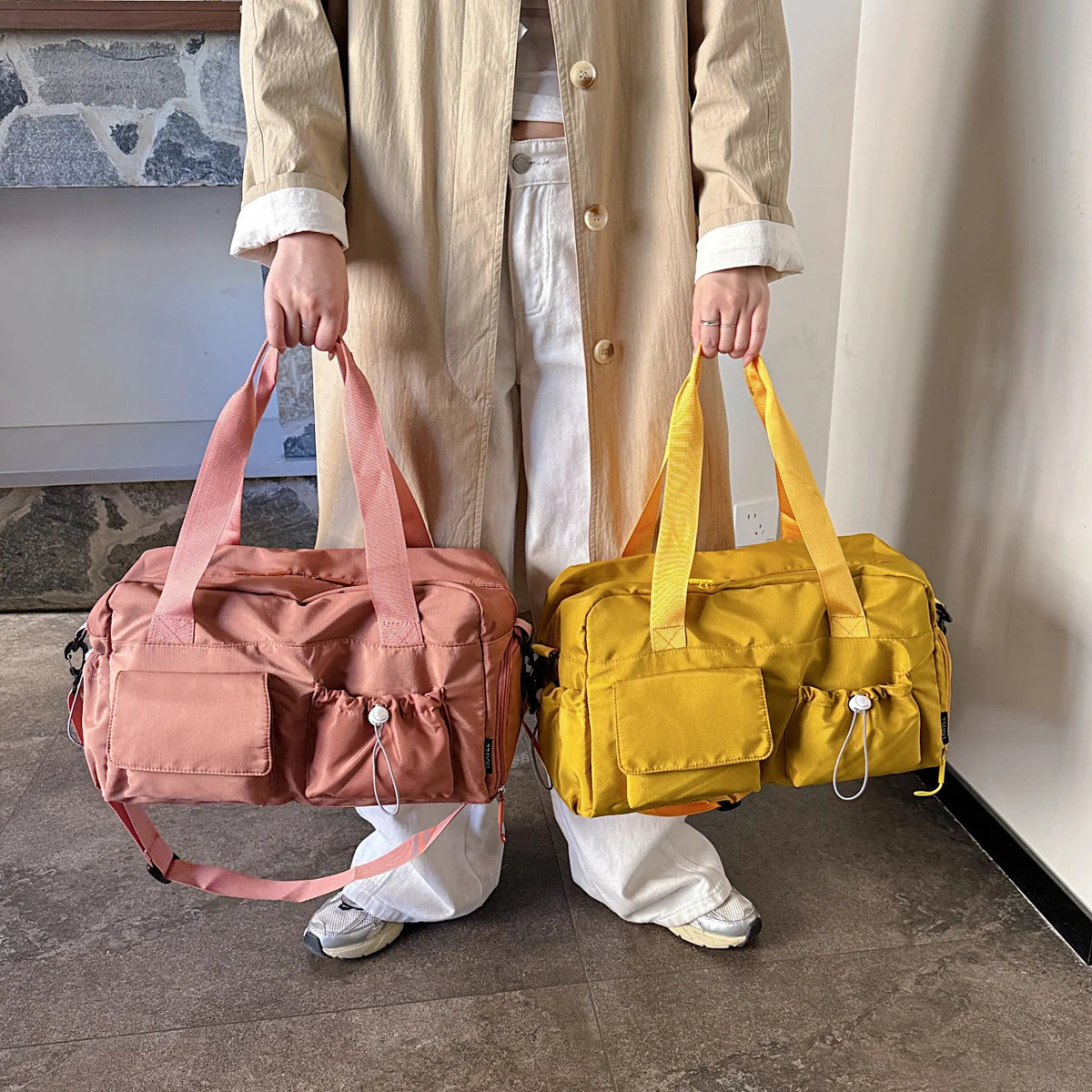 Duffel Bag Multi-Pocket Adjustable Strap & Sturdy Handles