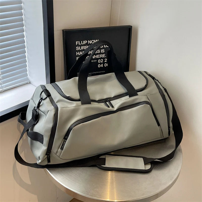 Duffel Bag Spacious Main Compartment & Multiple Pockets