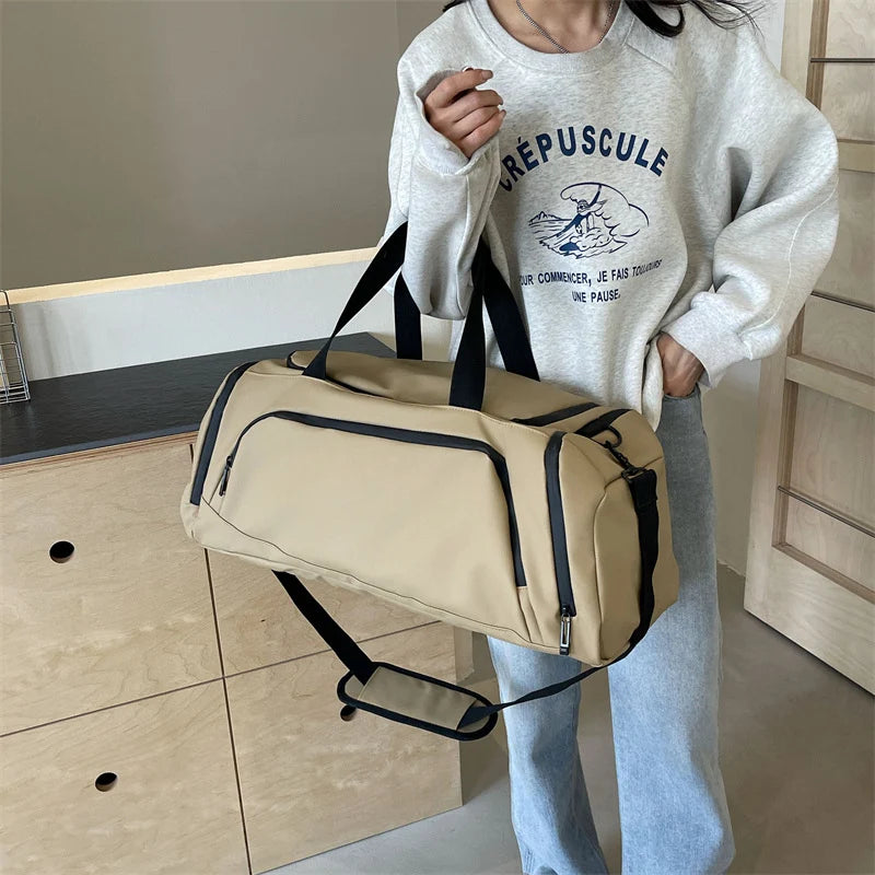 Duffel Bag Spacious Main Compartment & Multiple Pockets