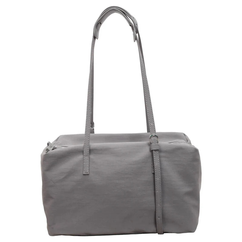 Duffel Bag Spacious Multi-Compartment Water-Resistant