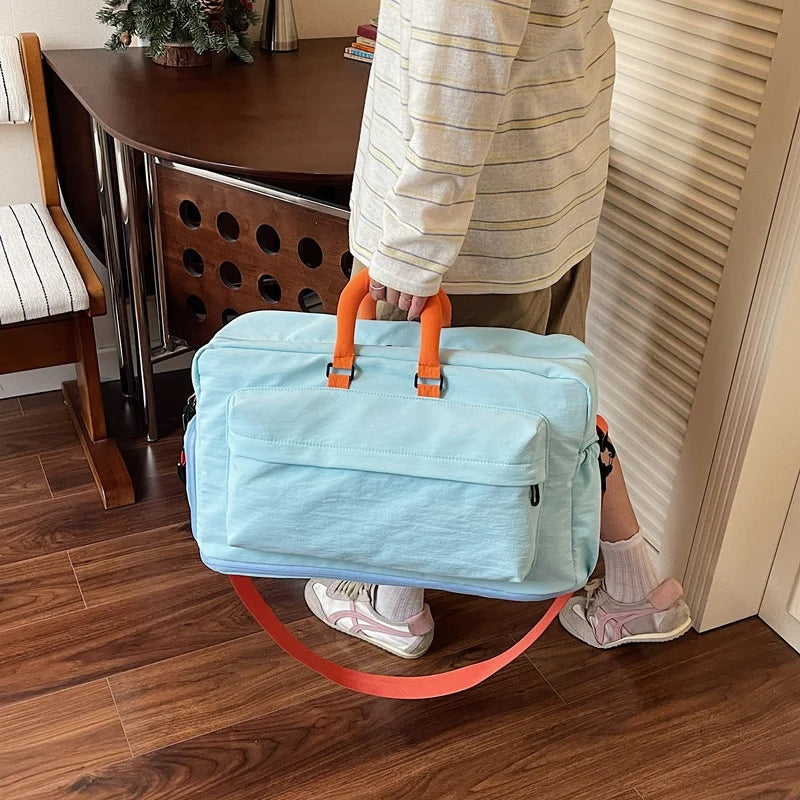 Duffel Bag Spacious Multiple Compartments & Adjustable Strap