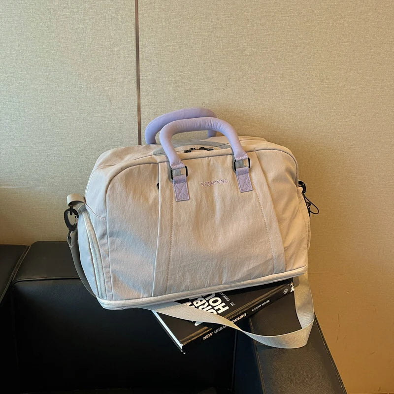 Duffel Bag Spacious Water-Resistant Padded Handles & Detachable Strap