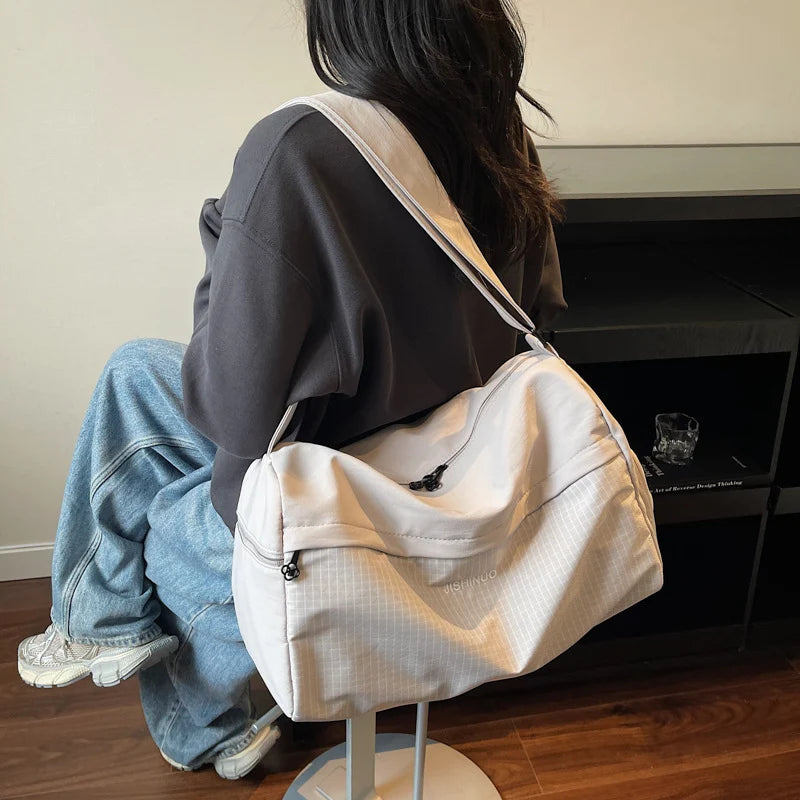Duffel Bag Spacious Water-Resistant Shoulder Strap & Top Handles