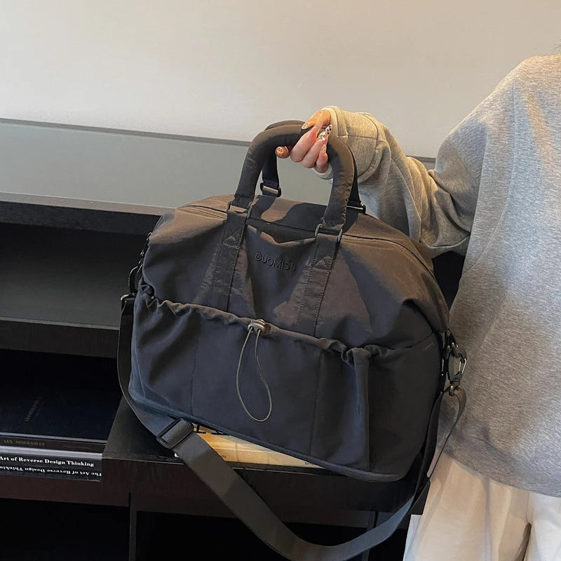 Duffle Bag Adjustable Strap Water-Resistant Multiple Pockets