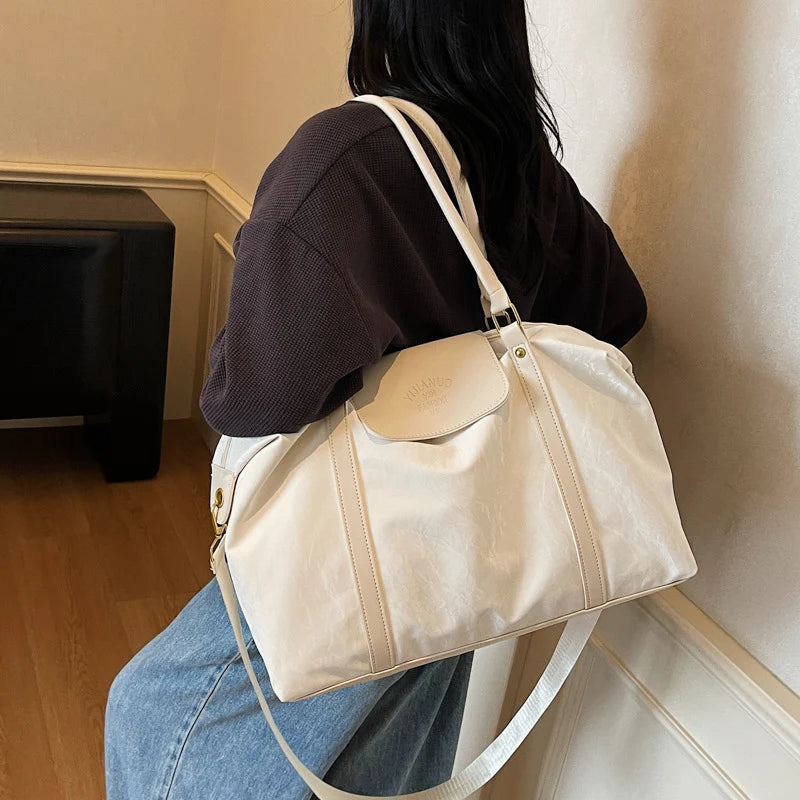 Duffle Bag Compression Sides Durable Fabric & Adjustable Strap