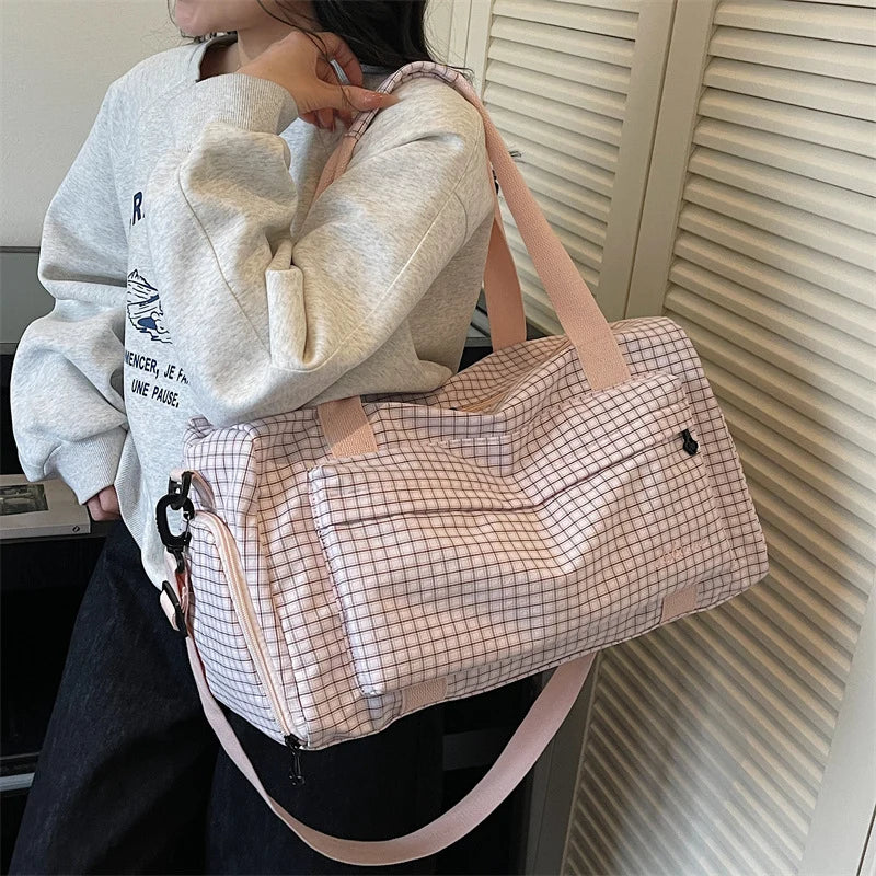 Duffle Bag Grid Pattern Multiple Pockets & Detachable Strap