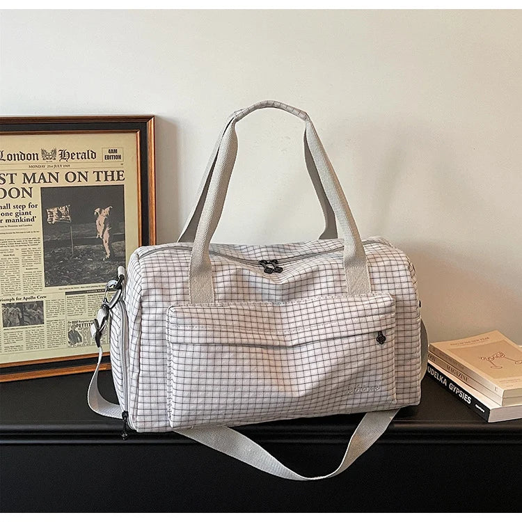 Duffle Bag Grid Pattern Multiple Pockets & Detachable Strap