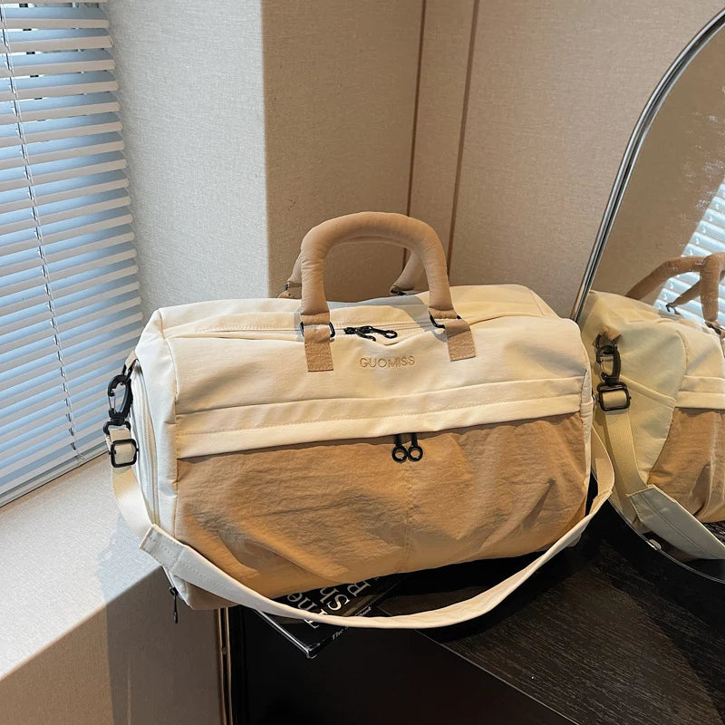 Duffle Bag Large Capacity Multiple Compartments Detachable Strap