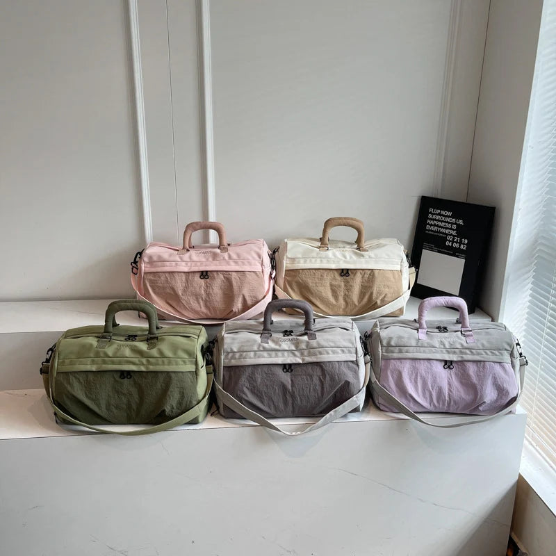 Duffle Bag Large Capacity Multiple Compartments Detachable Strap