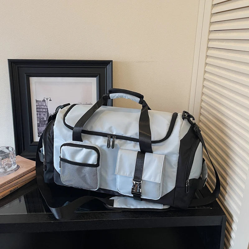 Duffle Bag Large Capacity Multiple Pockets & Water-Resistant