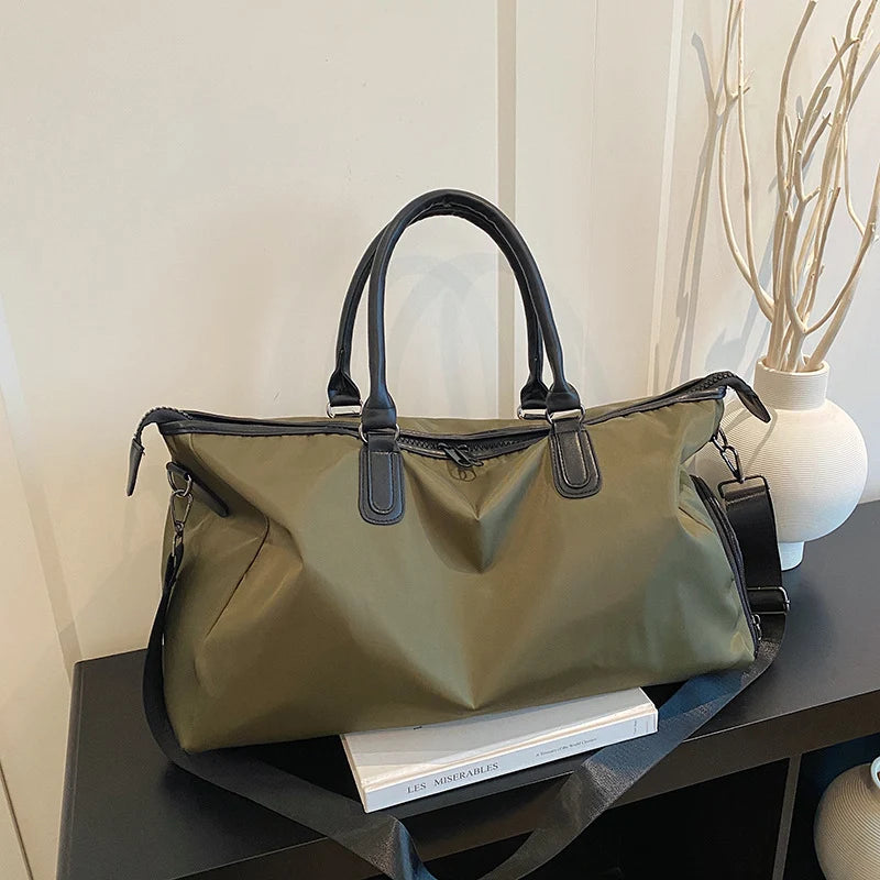 Duffle Bag Large Capacity Weather-Resistant Dual Carry Options