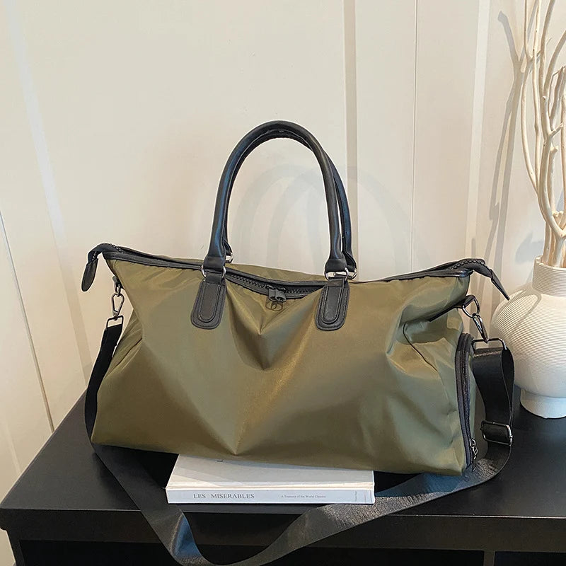 Duffle Bag Large Capacity Weather-Resistant Dual Carry Options