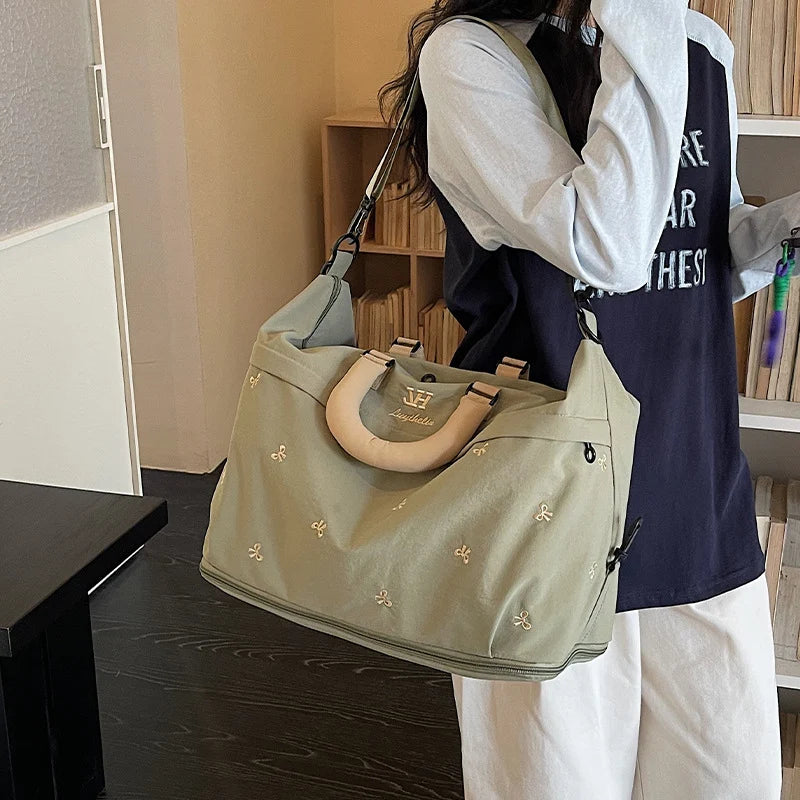 Duffle Bag Large Water-Resistant Padded Handles & Detachable Strap