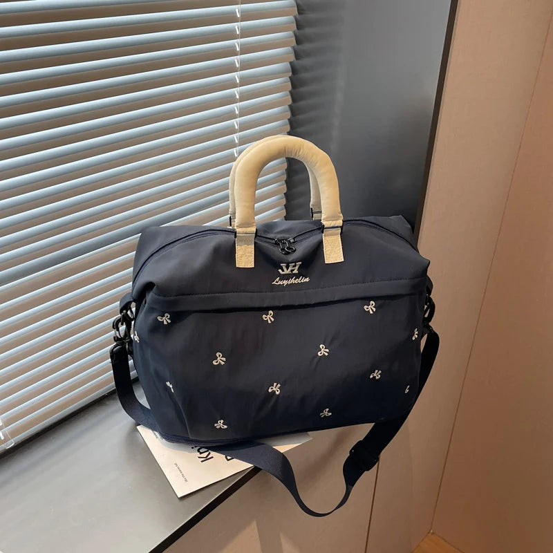 Duffle Bag Large Water-Resistant Padded Handles & Detachable Strap