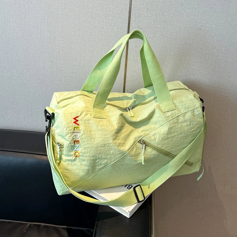 Duffle Bag Lightweight & Durable Fabric External Zip Pocket