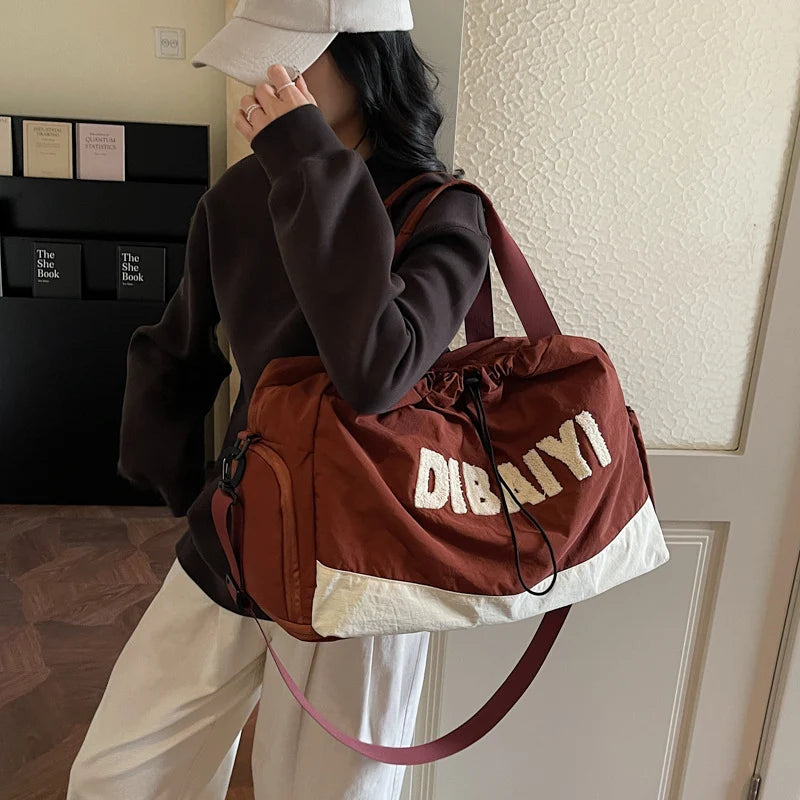 Duffle Bag Lightweight & Durable Fabric Spacious Main Compartment