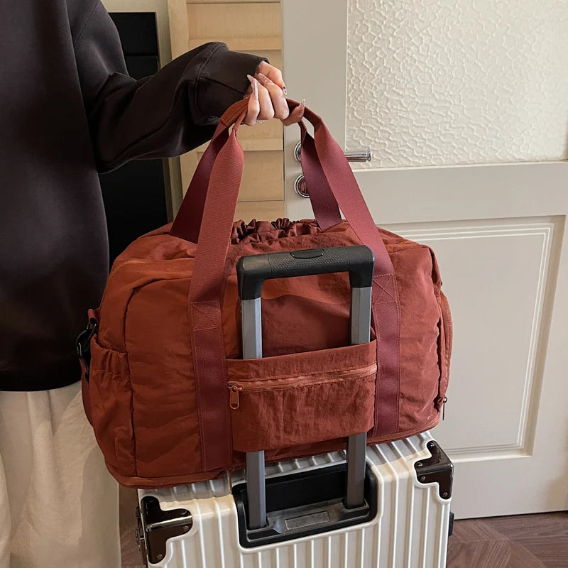 Duffle Bag Lightweight & Durable Fabric Spacious Main Compartment