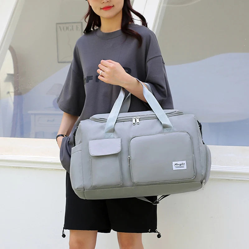 Duffle Bag Lightweight Water-Resistant Multiple Pockets & Shoulder Strap