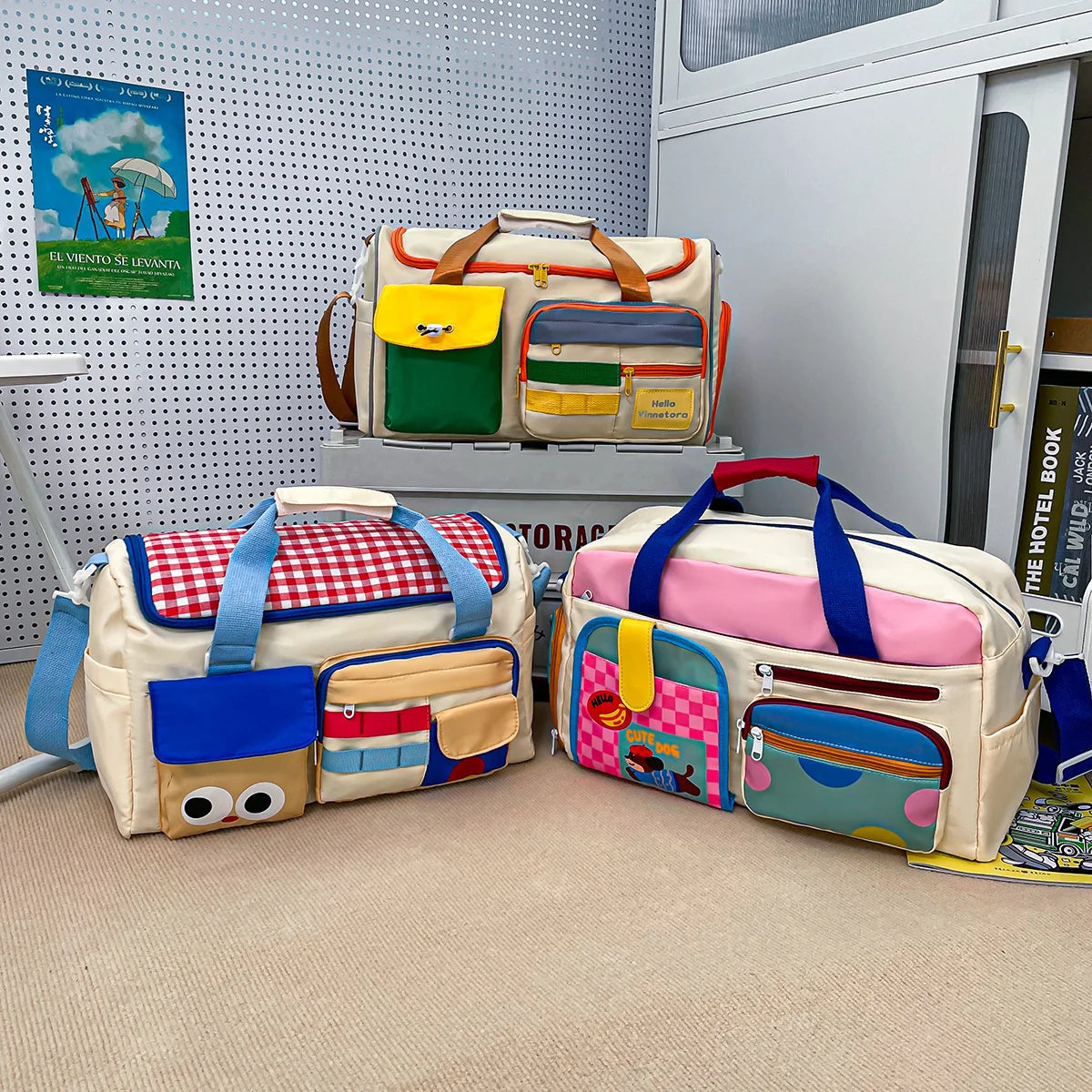 Duffle Bag Multi-Compartment Water-Resistant Fabric & Padded Straps