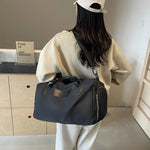 Duffle Bag Spacious Carry-On Durable Polyester Ergonomic Handles