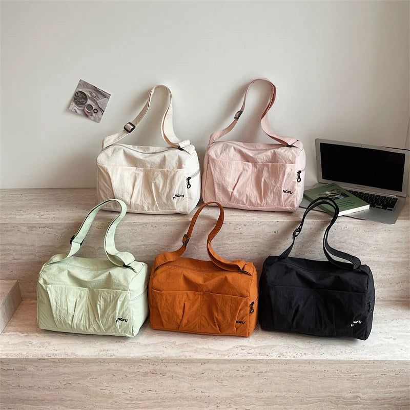 Duffle Bag Spacious Interior Multiple Pockets Adjustable Strap