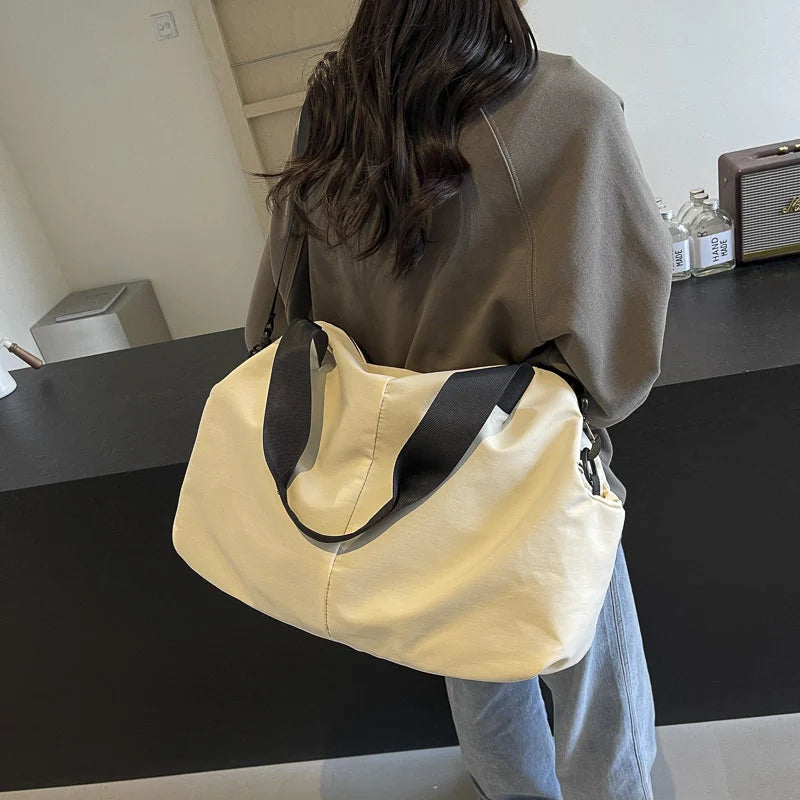 Duffle Bag Spacious Weather-Resistant Adjustable Padded Shoulder Strap