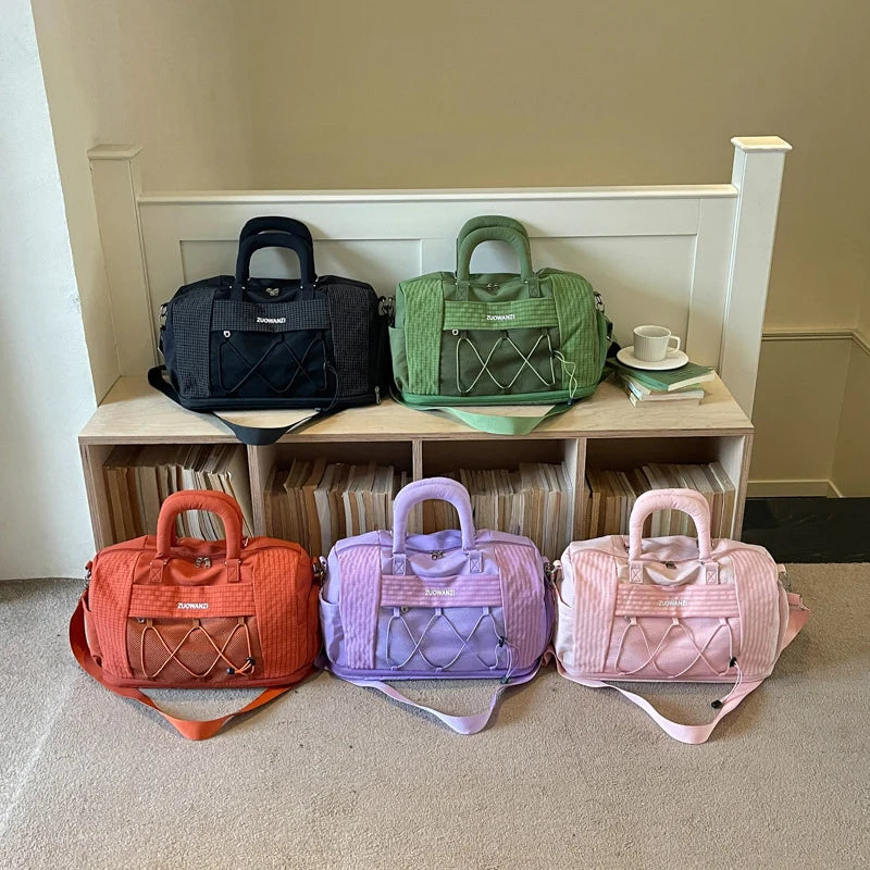 Duffle Bag Tear-Resistant Fabric Multiple Pockets & Adjustable Straps