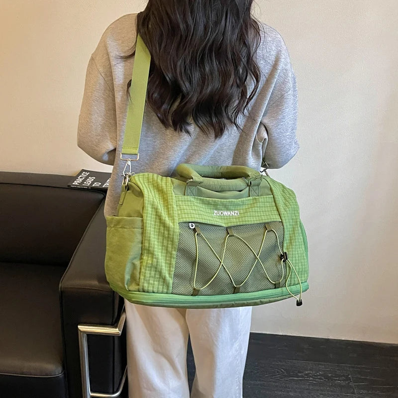 Duffle Bag Tear-Resistant Fabric Multiple Pockets & Adjustable Straps