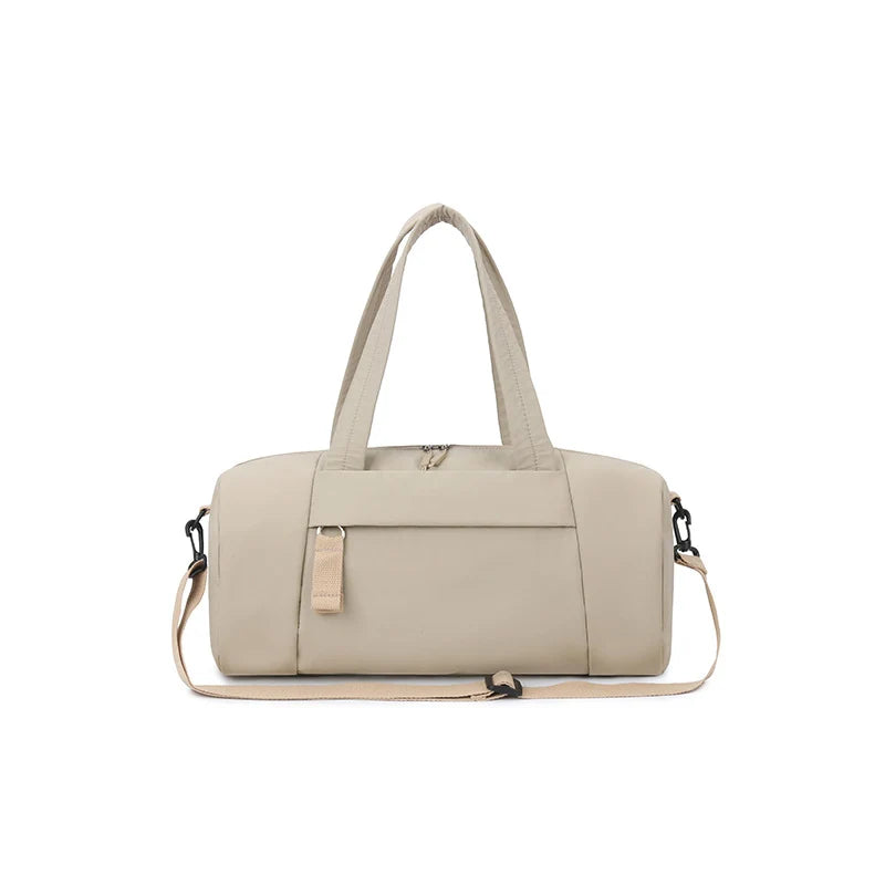 Duffle Bag Tear-Resistant Fabric Spacious Interior & Multiple Pockets