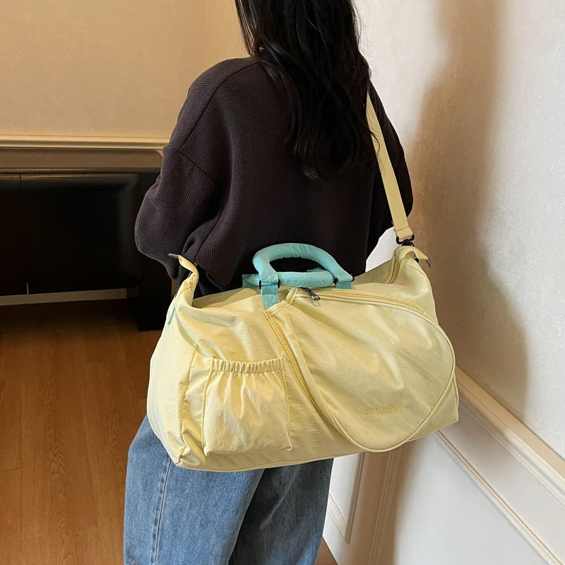 Duffle Bag Water-Resistant Large Capacity Padded Handles