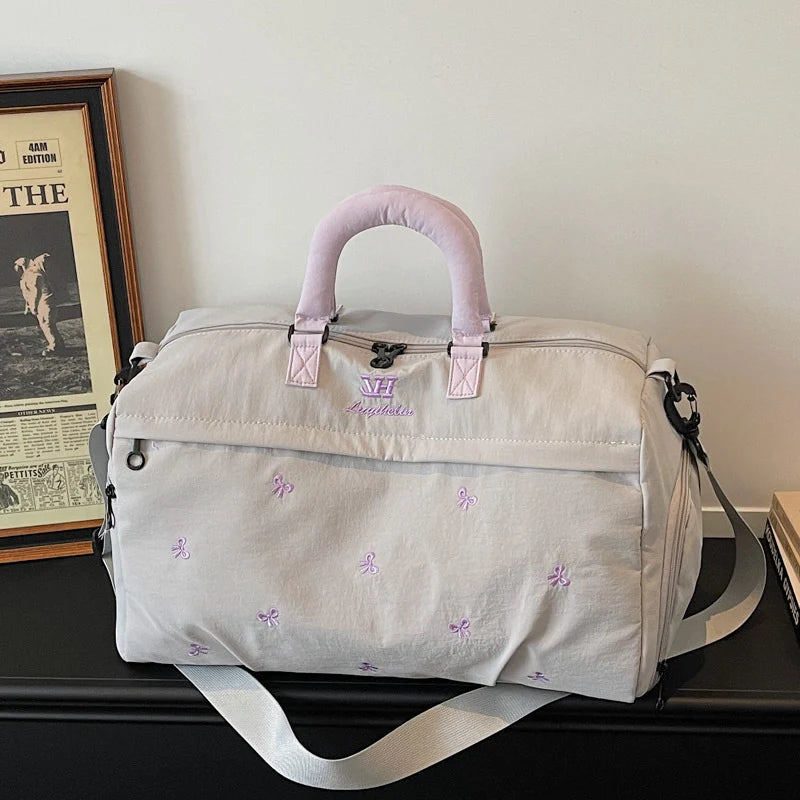 Duffle Bag Water-Resistant Multiple Compartments & Adjustable Padded Strap