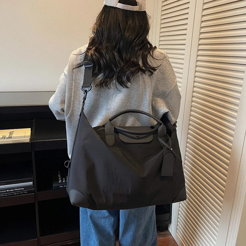 Duffle Bag Water-Resistant Multiple Compartments Adjustable Shoulder Strap