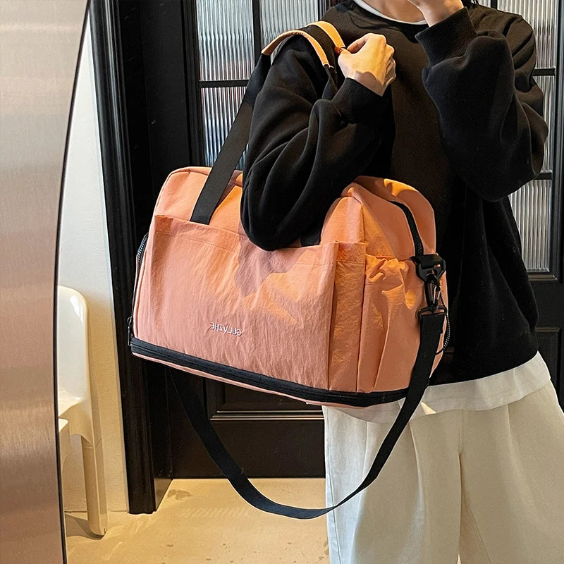 Duffle Bag Water-Resistant Multiple Compartments & Padded Shoulder Strap