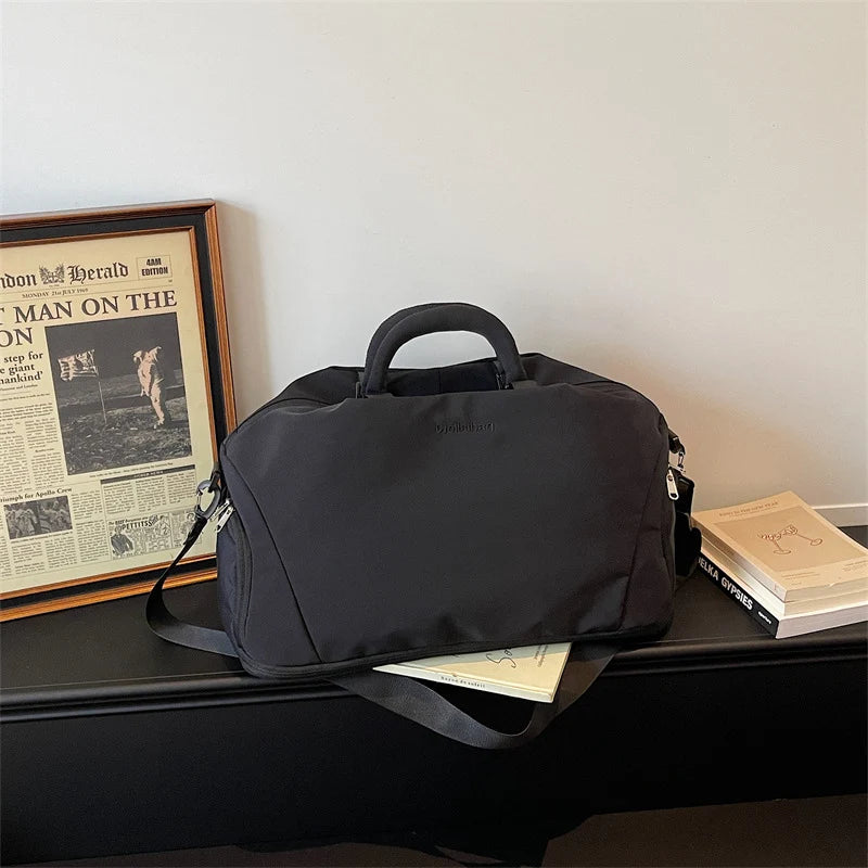 Duffle Bag Water-Resistant Multiple Compartments & Zipper Pocket