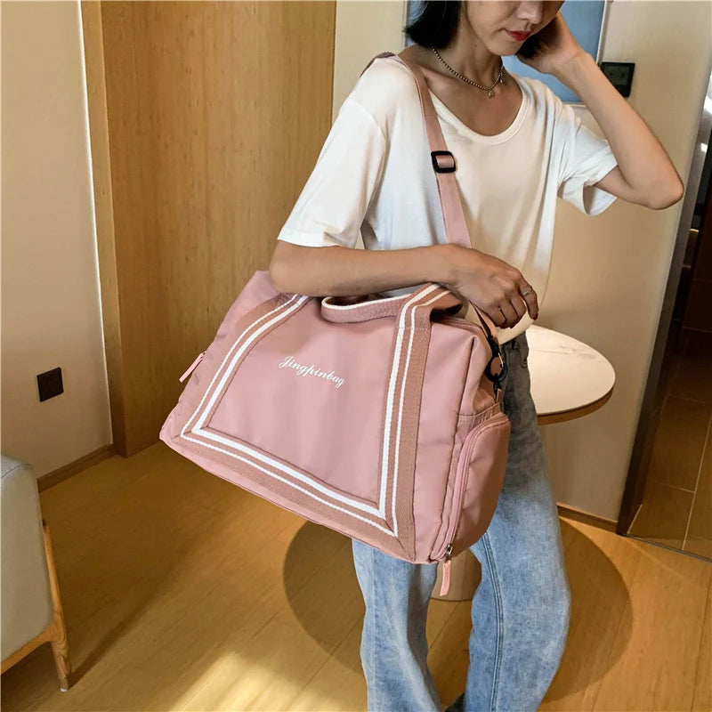 Duffle Bag Water-Resistant Multiple Pockets & Detachable Shoulder Strap