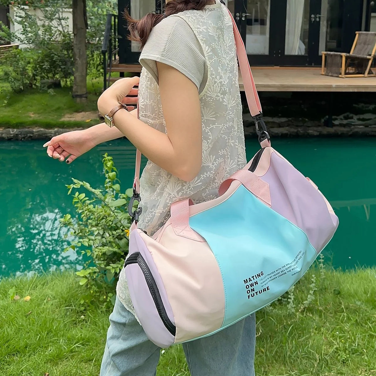 Duffle Bag Water-Resistant Multiple Pockets & Shoe Pocket