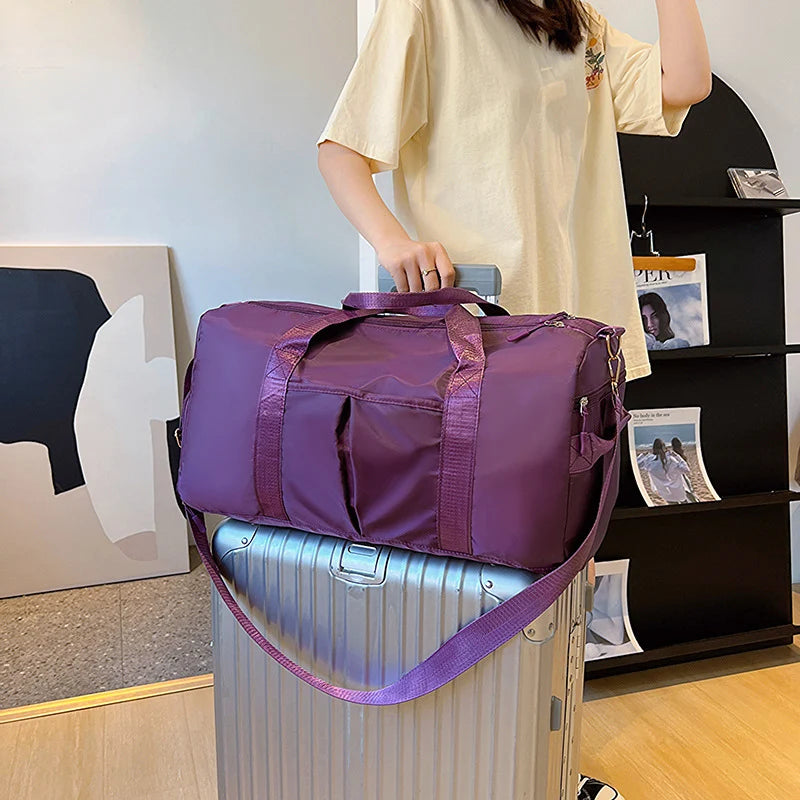 Duffle Bag Water-Resistant Padded Handles & Multiple Pockets