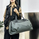 Duffle Bag Water-Resistant Shoe Pocket & Multiple Compartments