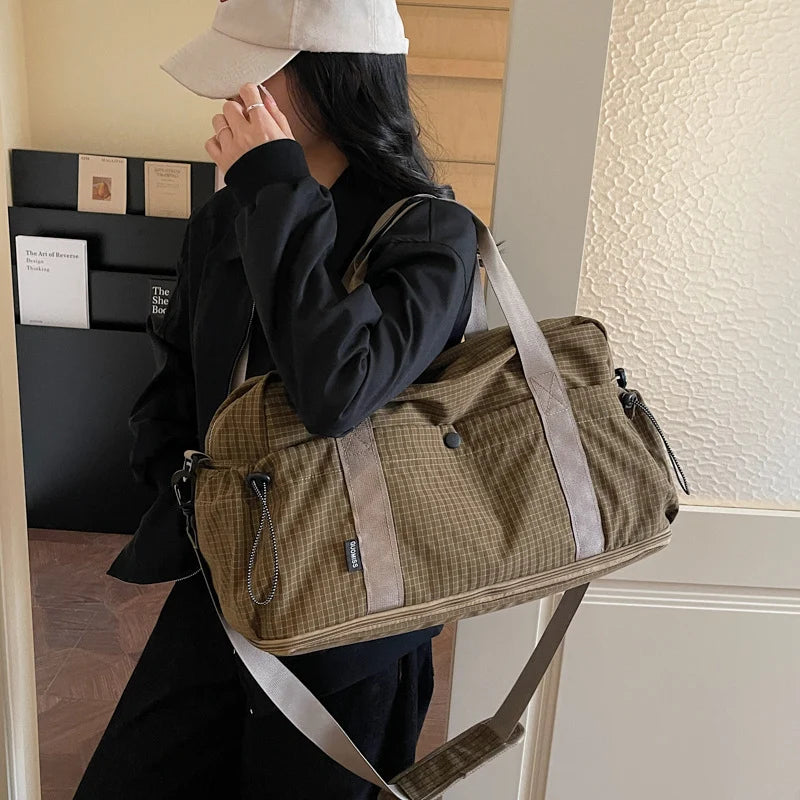 Duffle Bag Water-Resistant Spacious Multiple Pockets
