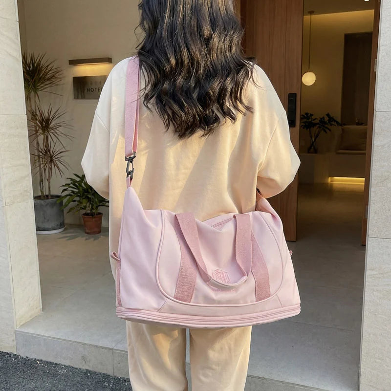 Duffle Bag Water-Resistant Spacious Organized Pockets