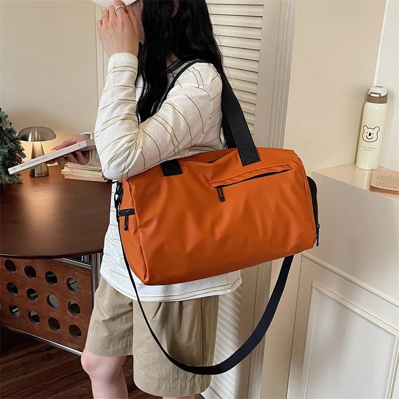 Duffle Bag Waterproof Fabric Multiple Compartments & Padded Straps