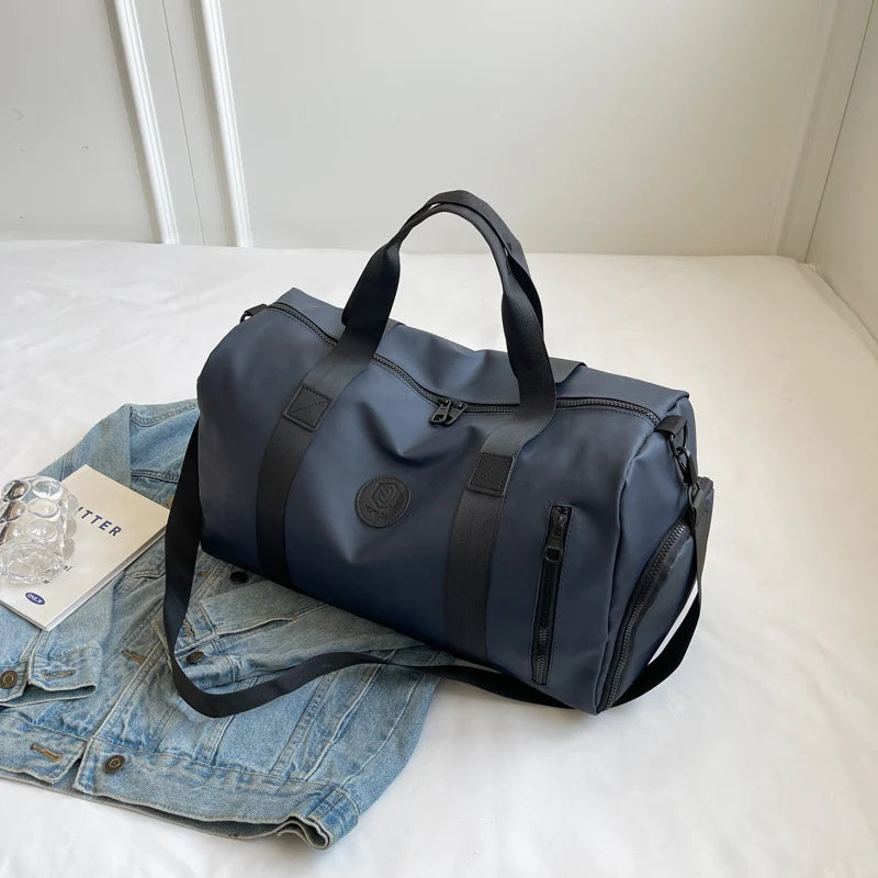 Duffle Bag Waterproof Multiple Compartments Adjustable Shoulder Strap