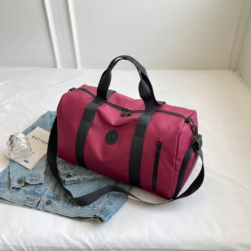 Duffle Bag Waterproof Multiple Compartments Adjustable Shoulder Strap