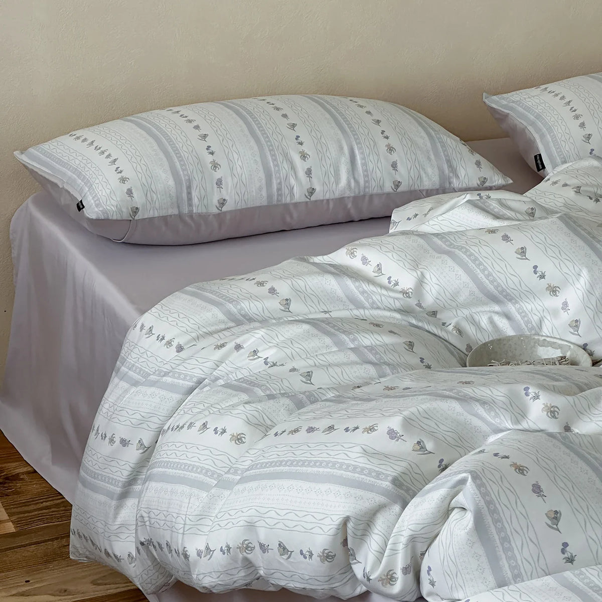 Duvet Cover Set Breathable Cotton Percale Reversible 4-Piece