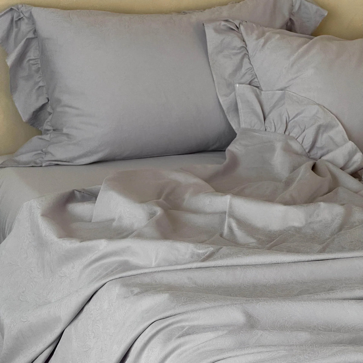 Duvet Cover Set Cotton Jacquard Ruffled 4-Piece