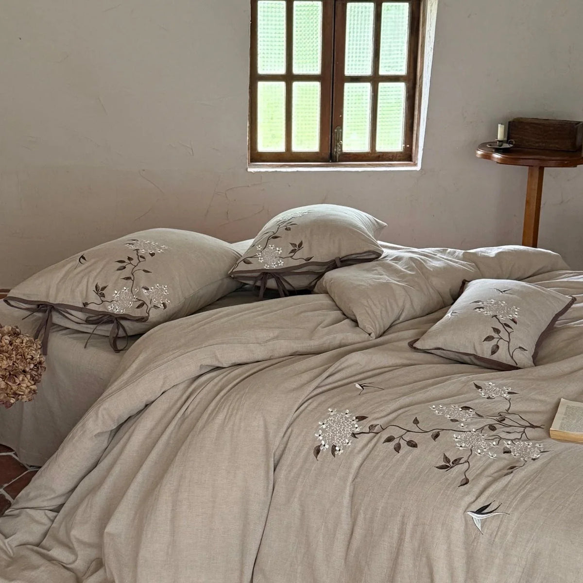 Duvet Cover Set Cotton-Linen Floral Embroidery Tied Pillowcases